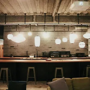 Waves Nakameguro 도쿄